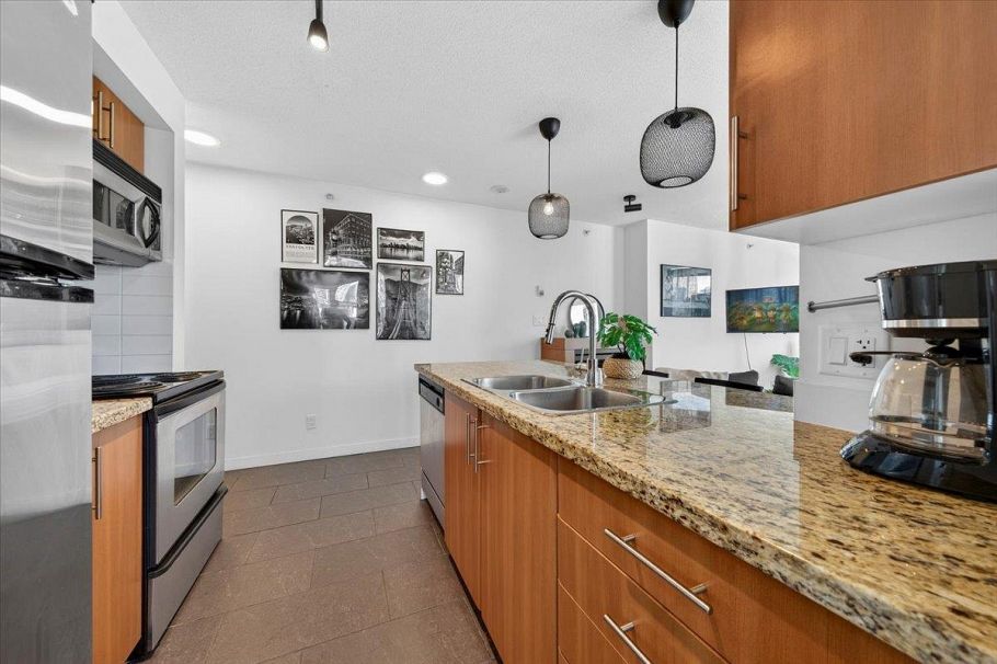 905 58 Keefer Place Vancouver, BC - 7