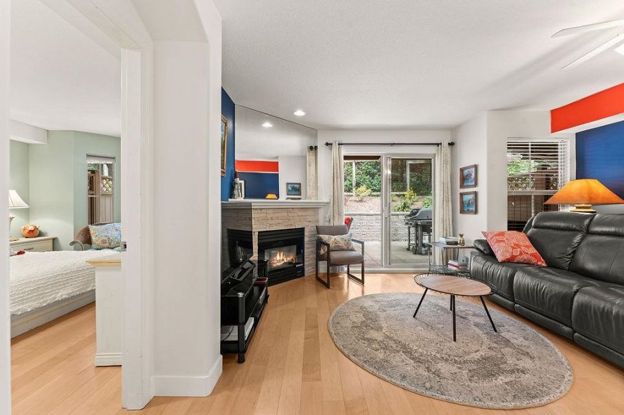 29 1550 Larkhall Crescent North Vancouver, BC - 23