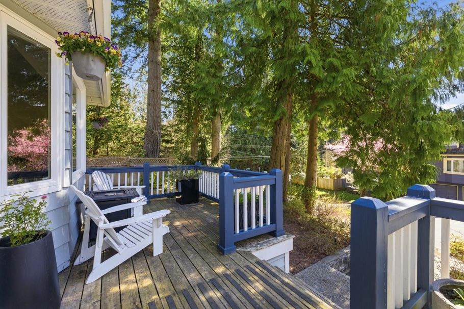 1762 Evelyn Street North Vancouver, BC - 3