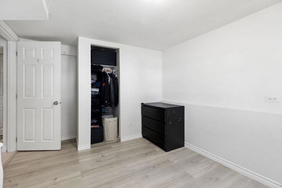 3708 Dumfries Street Vancouver, BC - 16