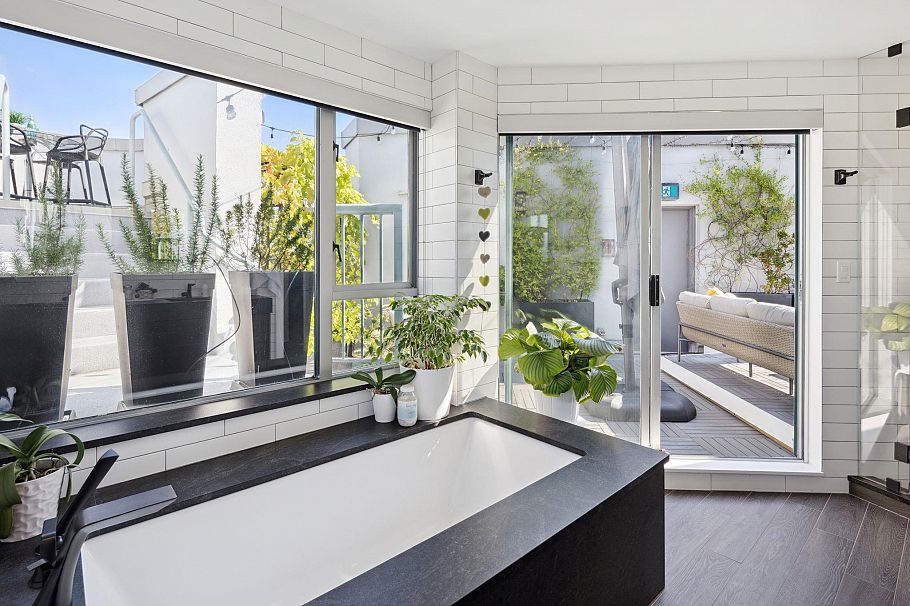 2901 120 W 2nd Street North Vancouver, BC - 33