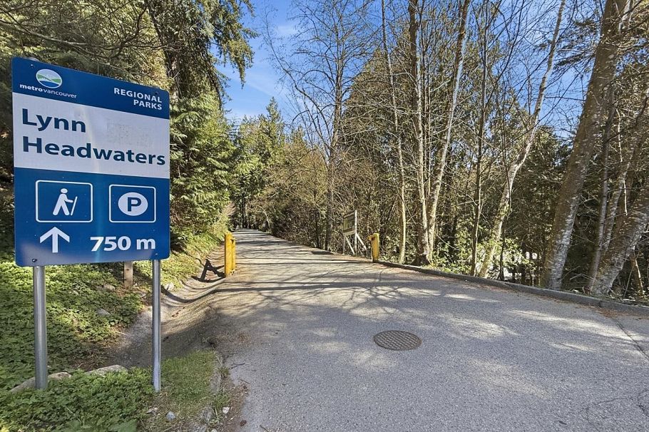 1762 Evelyn Street North Vancouver, BC - 31