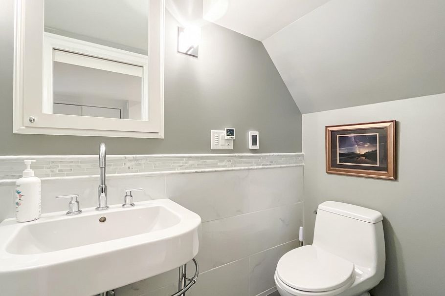 4058 W 31st Avenue Vancouver, BC - 36
