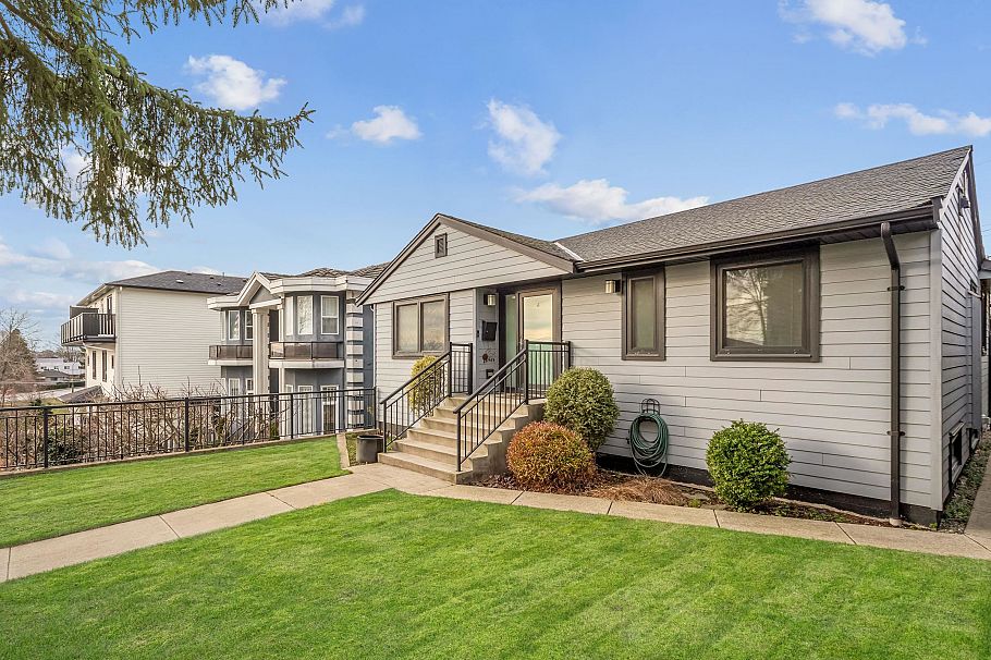 4219 Graveley Street Burnaby, BC - 33