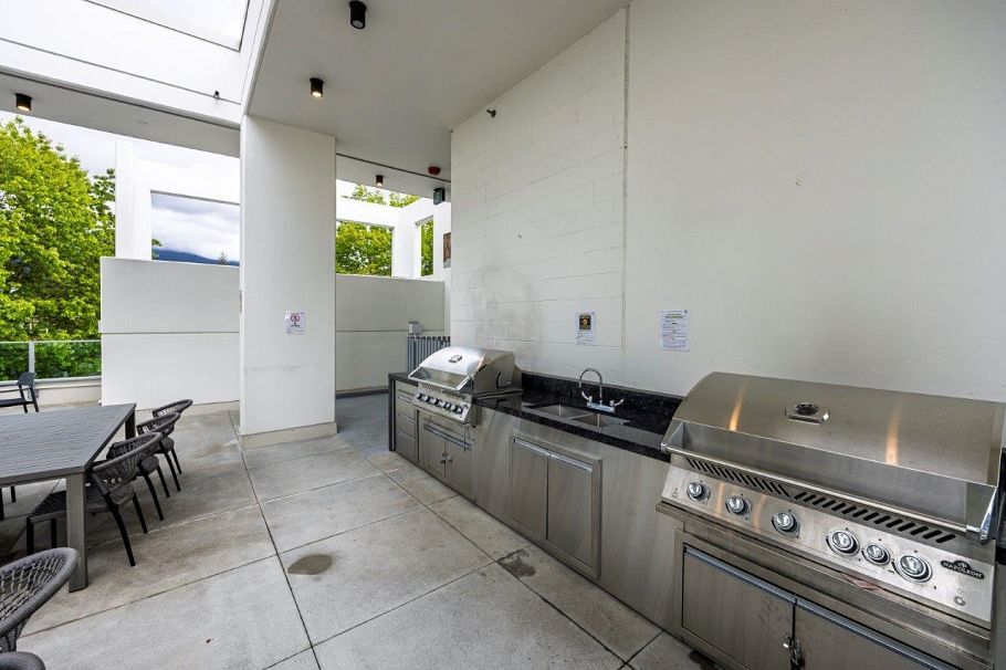 1008 1632 Lions Gate Lane North Vancouver, BC - 26