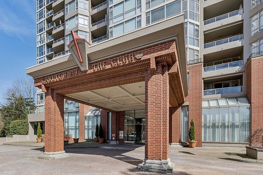 308 1327 E Keith Road North Vancouver, BC - 1