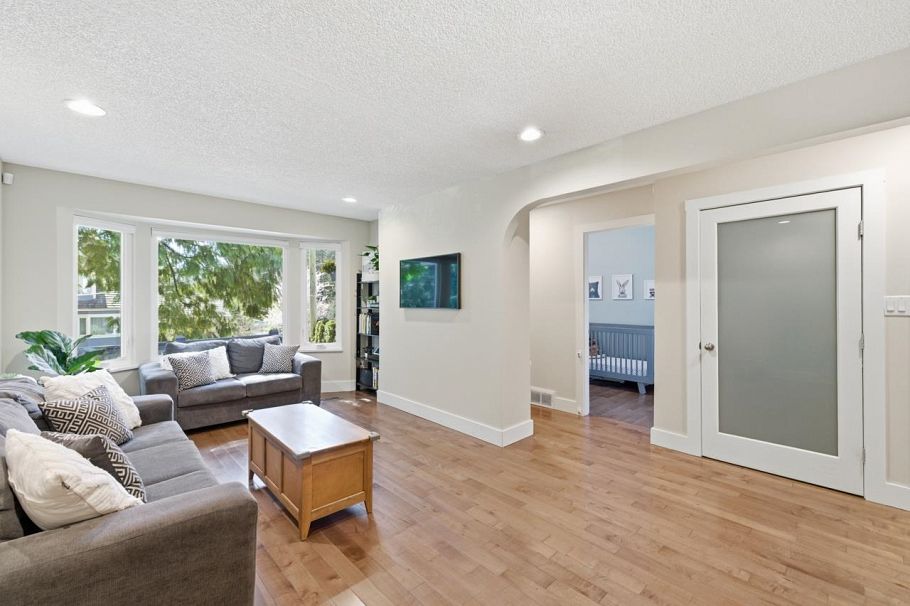 1762 Evelyn Street North Vancouver, BC - 7