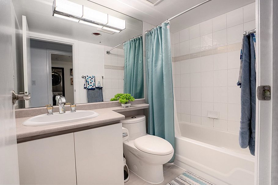 2102 930 Cambie Street Vancouver, BC - 9