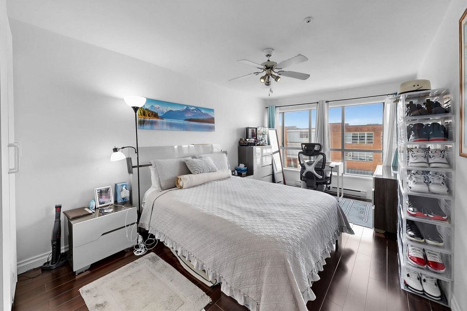 PH05 223 Mountain Highway North Vancouver, BC - 21