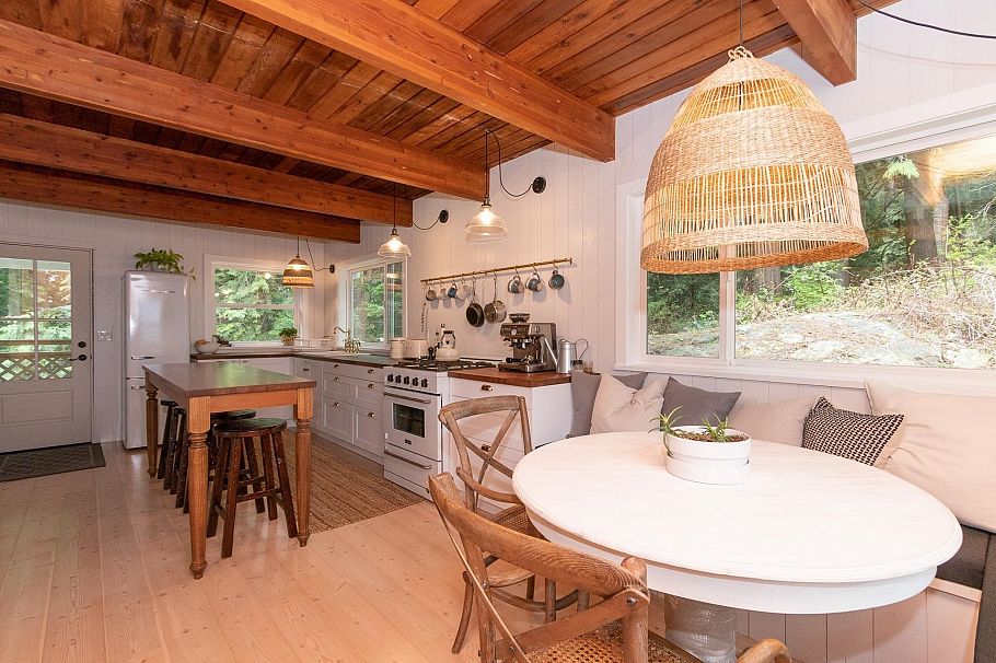 2937 Panorama Drive North Vancouver, BC - 9