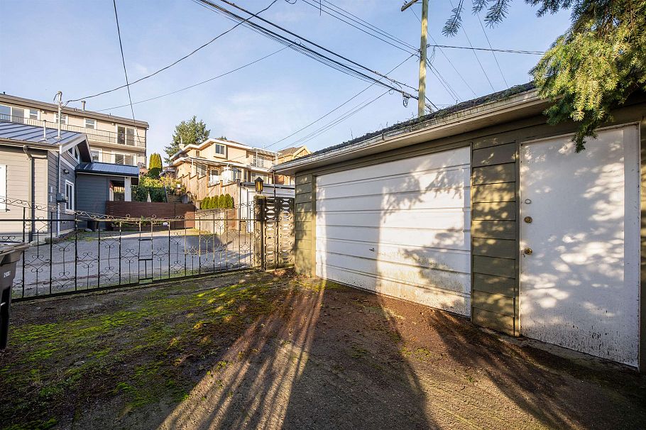 2321 Harrison Drive Vancouver, BC - 36