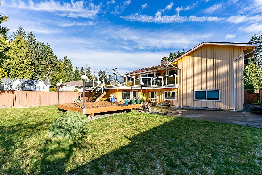 2075 Rufus Drive North Vancouver, BC - 40