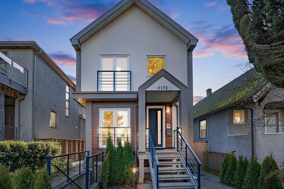 3172 W 26th Avenue Vancouver, BC - 39