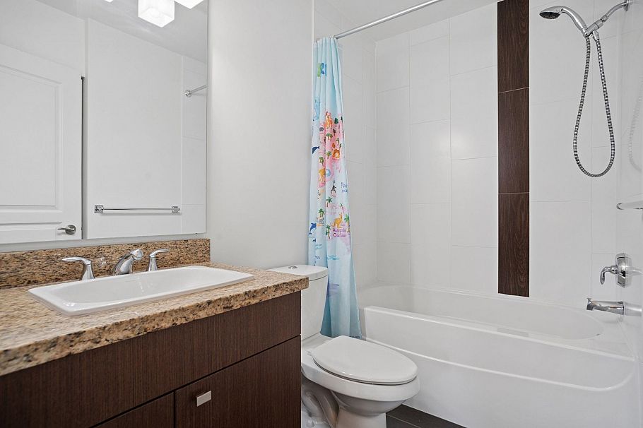 404 738 E 29th Avenue Vancouver, BC - 11