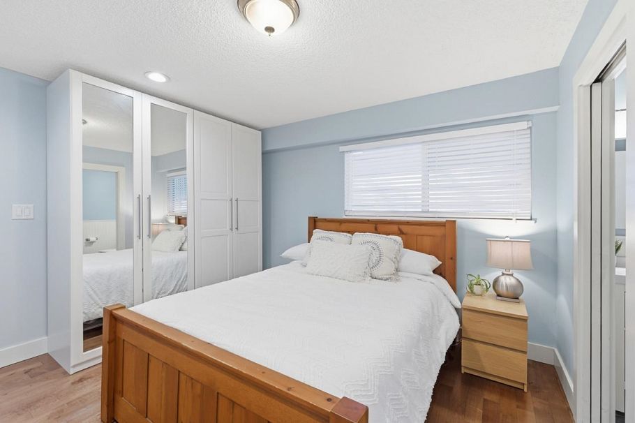 1762 Evelyn Street North Vancouver, BC - 18