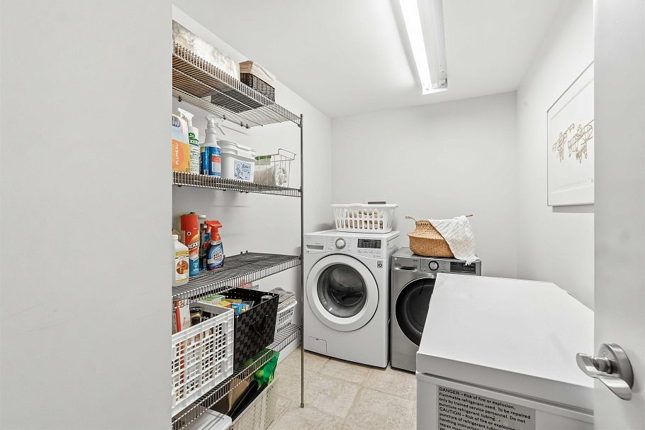 2420 Sasamat Street Vancouver, BC - 25