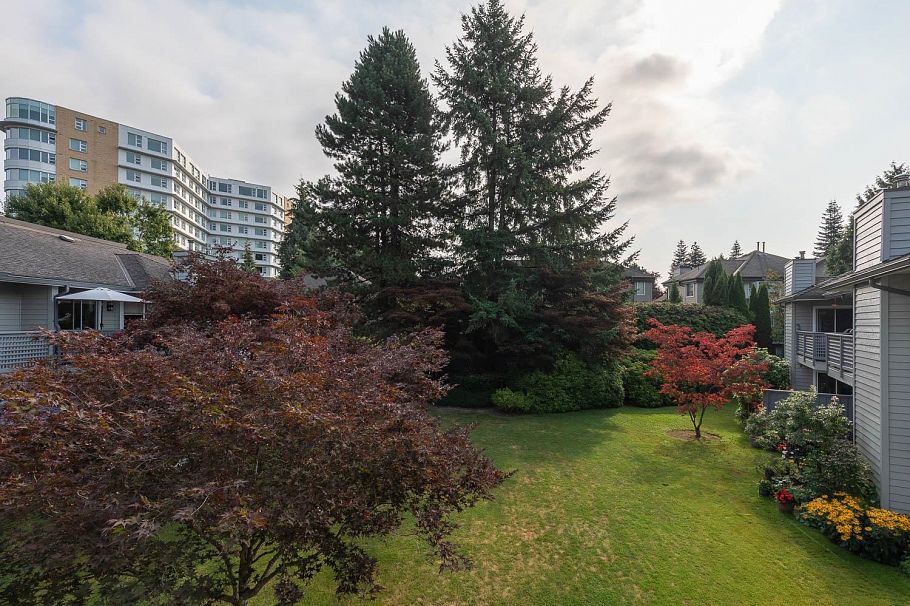 5 3634 Garibaldi Drive North Vancouver, BC - 17