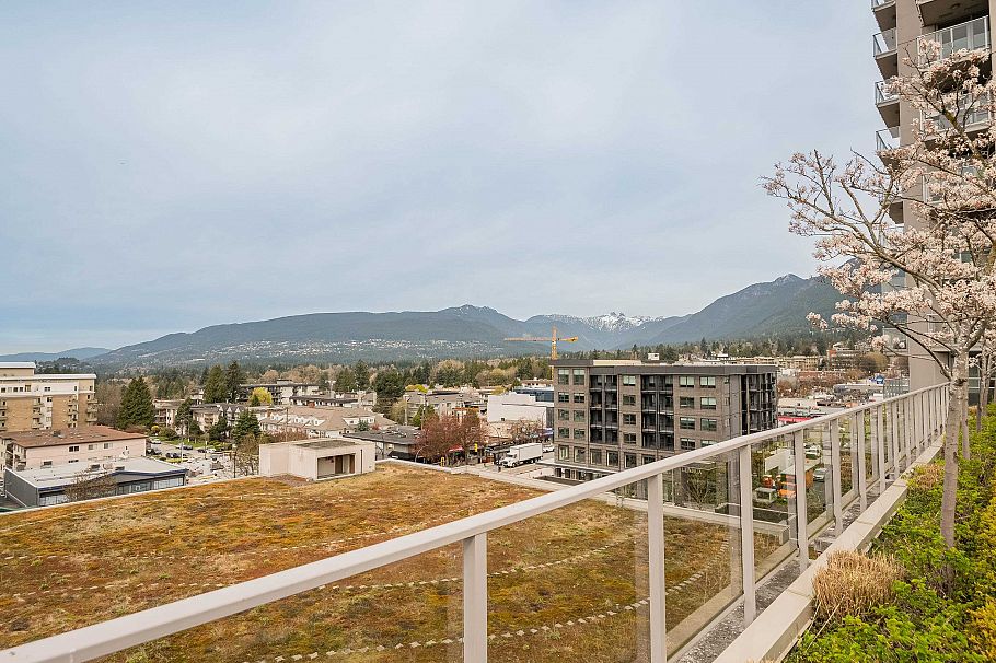 319 135 E 17th Street North Vancouver, BC - 37