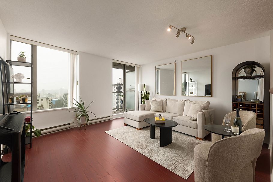 1207 1277 Nelson Street Vancouver, BC - 3