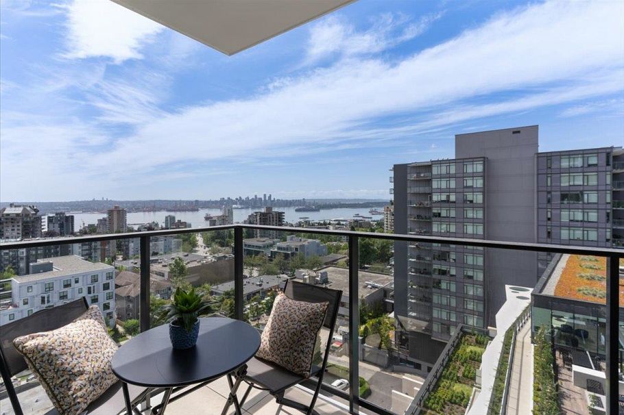 1004 135 E 13th Street North Vancouver, BC - 2