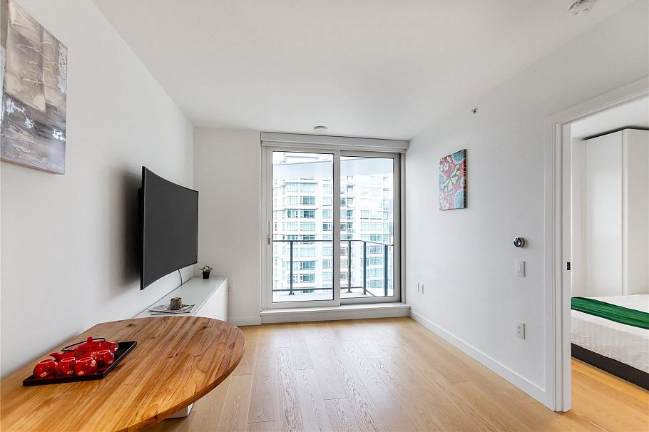 2006 620 Cardero Street Vancouver, BC - 4