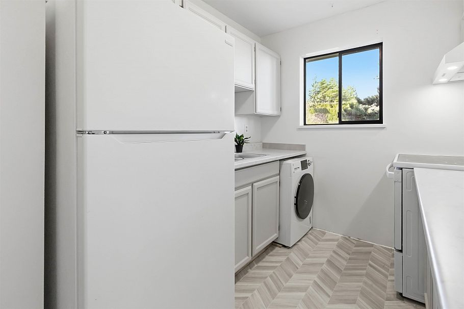 303 1296 W 70th Avenue Vancouver, BC - 10