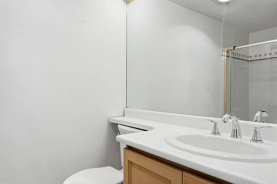 1106 4350 Beresford Street Burnaby, BC - 17