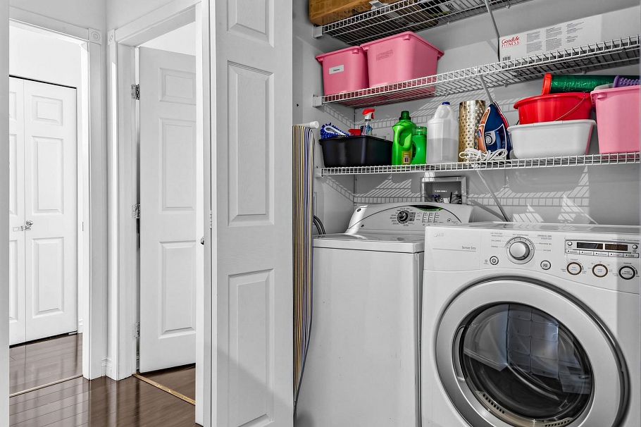 PH05 223 Mountain Highway North Vancouver, BC - 29