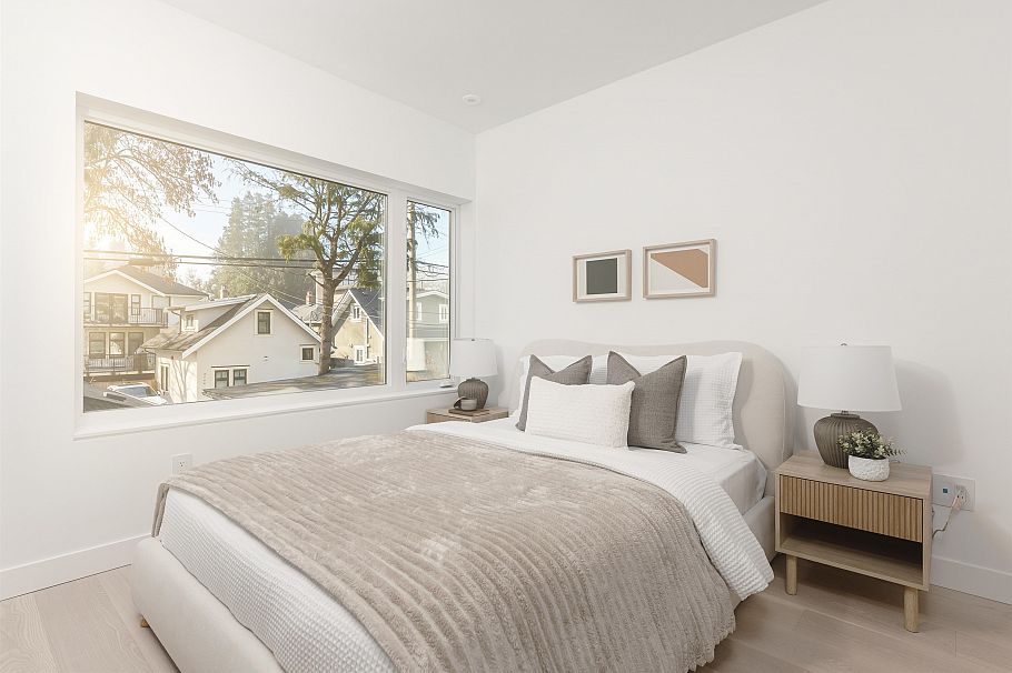 2 2755 W 11th Avenue Vancouver, BC - 11