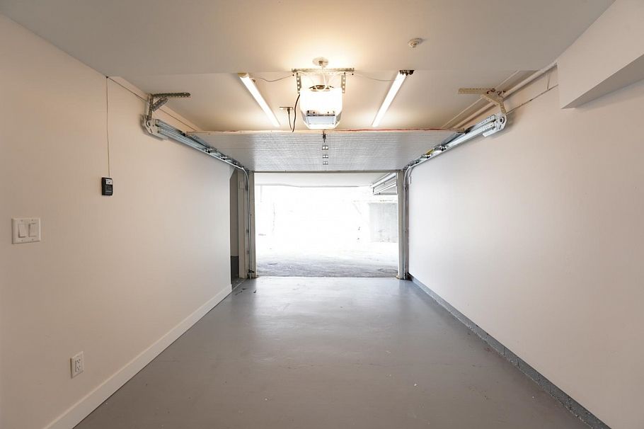 331 Garden Drive Vancouver, BC - 18