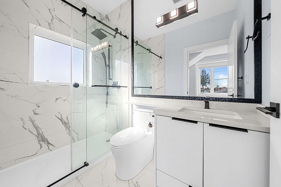 1548 E 41st Avenue Vancouver, BC - 33