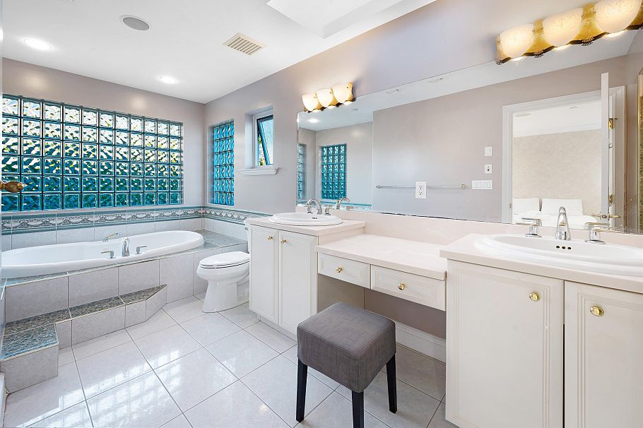 2195 Harrison Street Vancouver, BC - 19