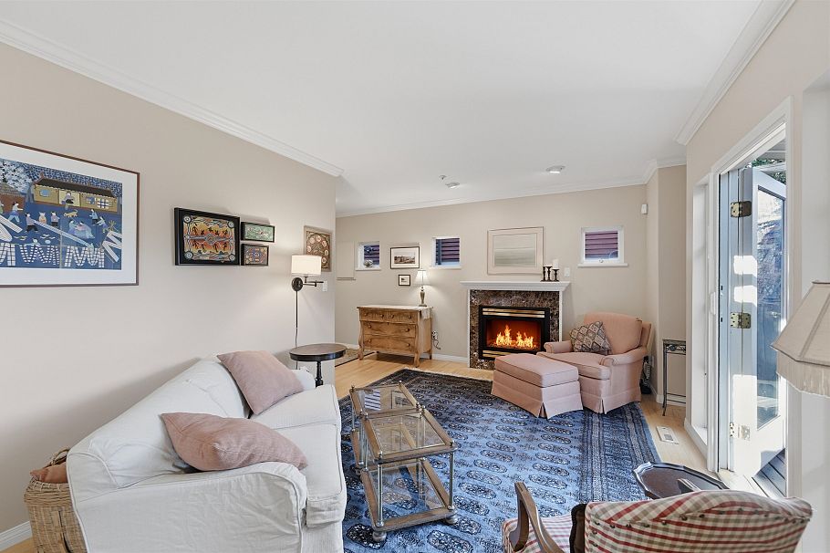 3428 W 7th Avenue Vancouver, BC - 10