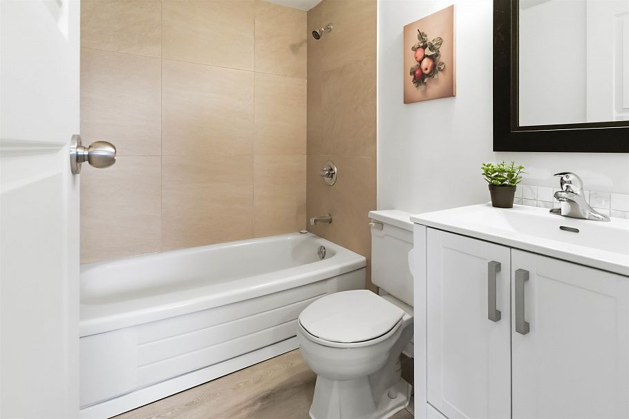 303 1296 W 70th Avenue Vancouver, BC - 7