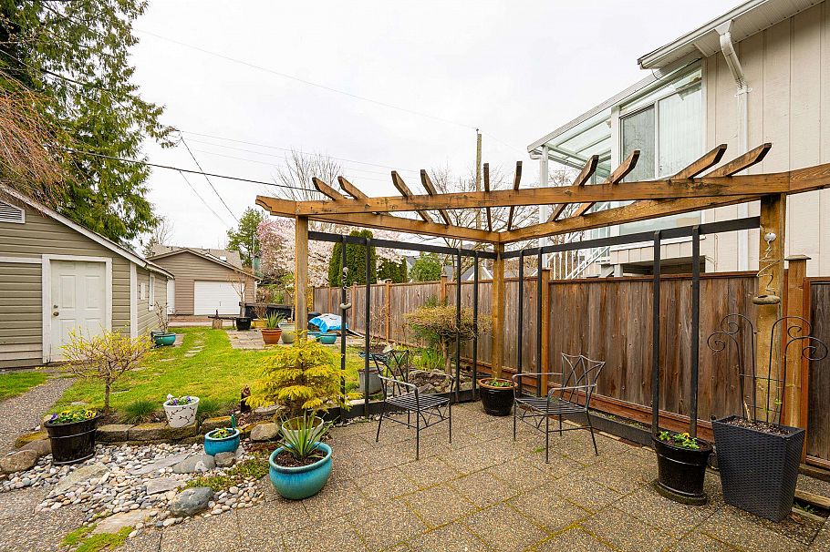 4047 W 32nd Avenue Vancouver, BC - 32