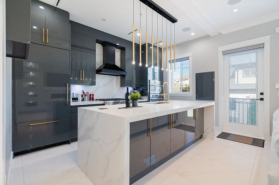 2783 E 27th Avenue Vancouver, BC - 17