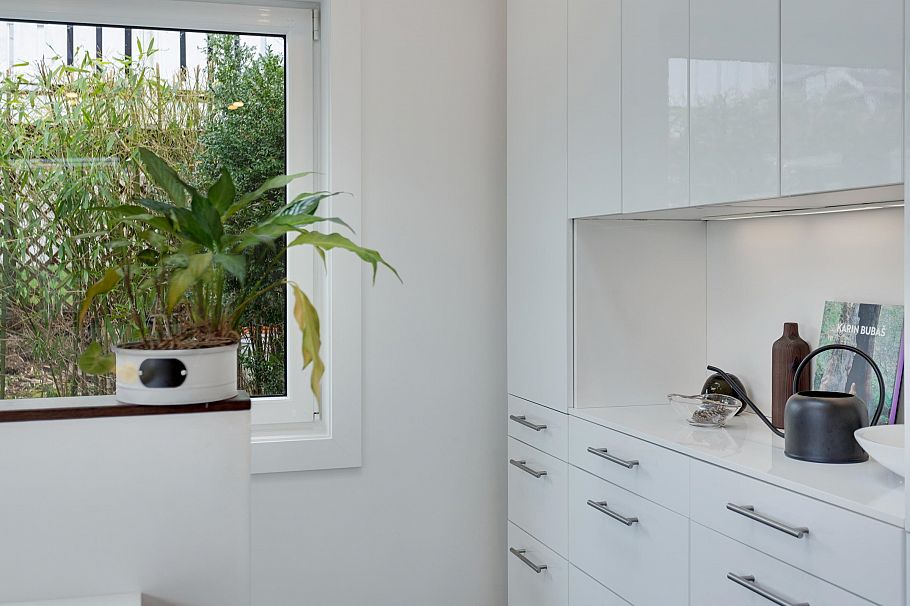 4219 Graveley Street Burnaby, BC - 13