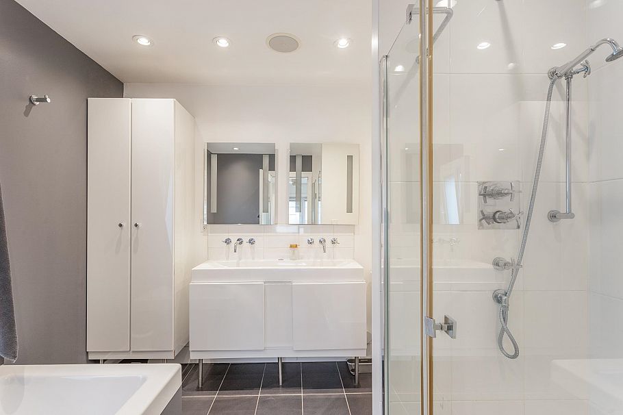 4219 Graveley Street Burnaby, BC - 16