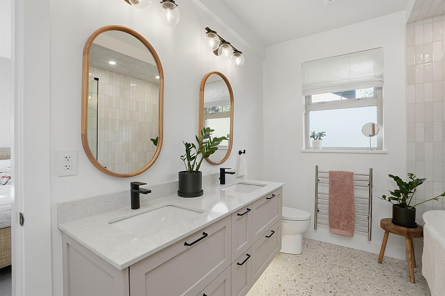 2039 W 33rd Avenue Vancouver, BC - 26