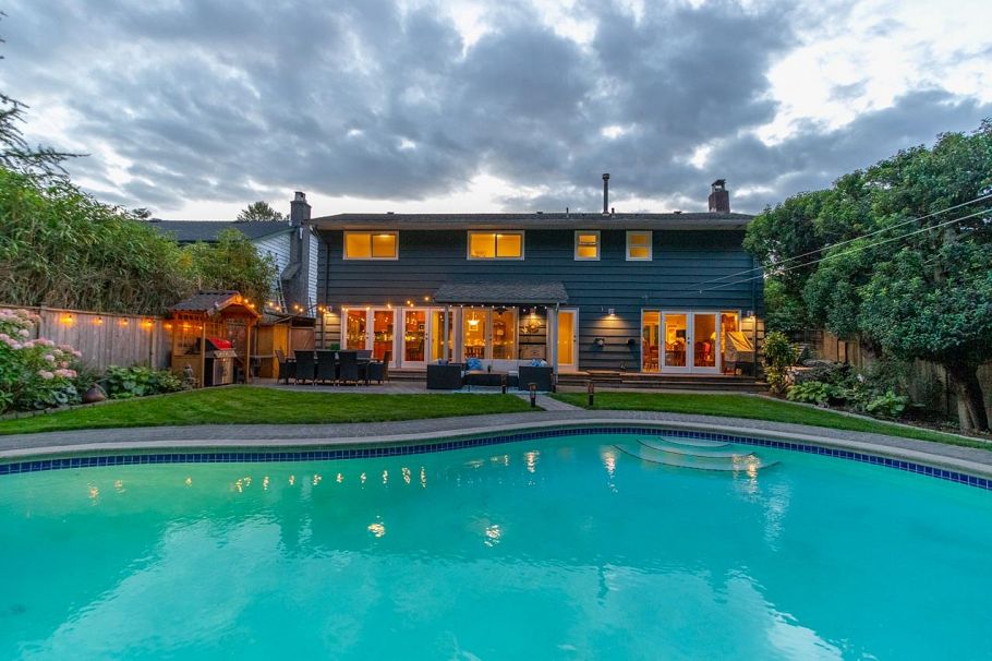 2864 Bushnell Place North Vancouver, BC - 25