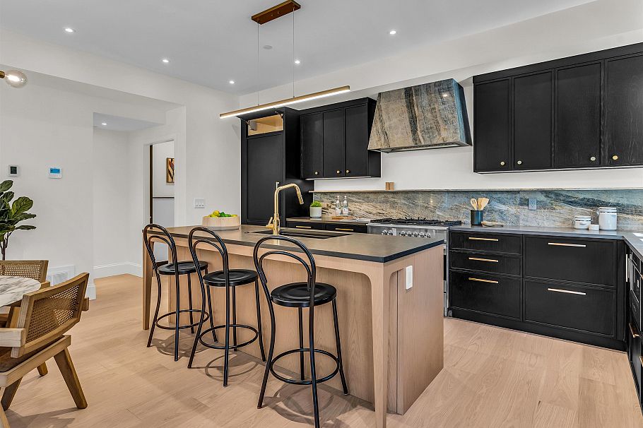 3 4088 Maple Crescent Vancouver, BC - 10