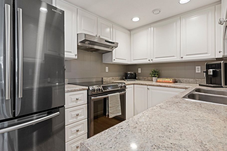 306 1723 Frances Street Vancouver, BC - 18