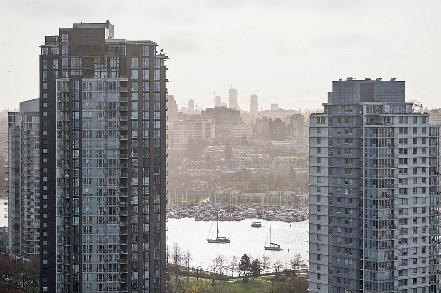 PH 3-4 1383 Howe Street Vancouver, BC - 28