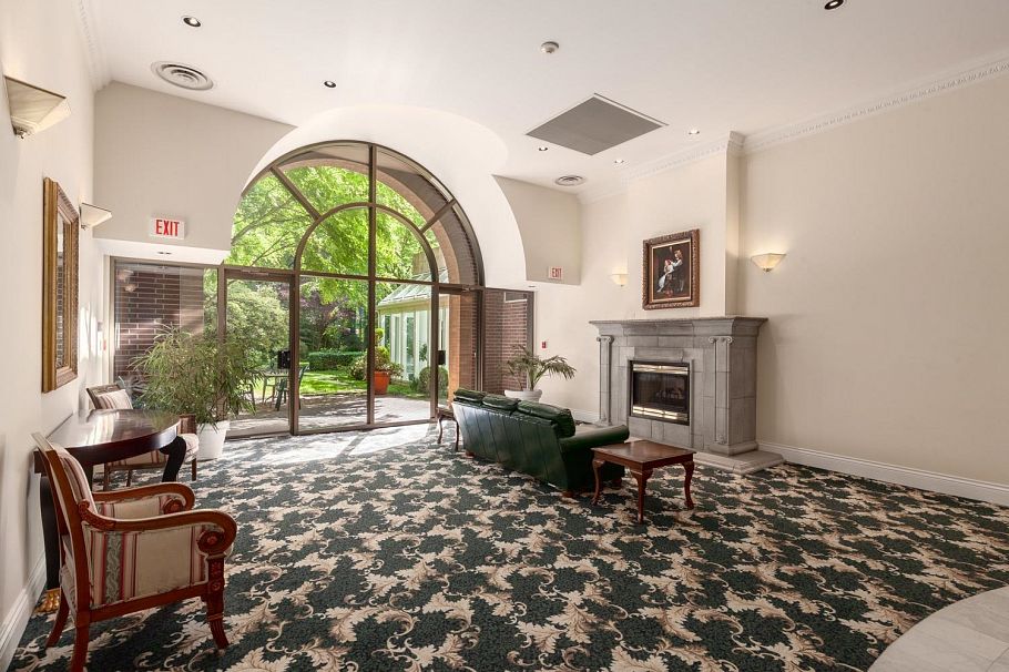 308 1327 E Keith Road North Vancouver, BC - 17