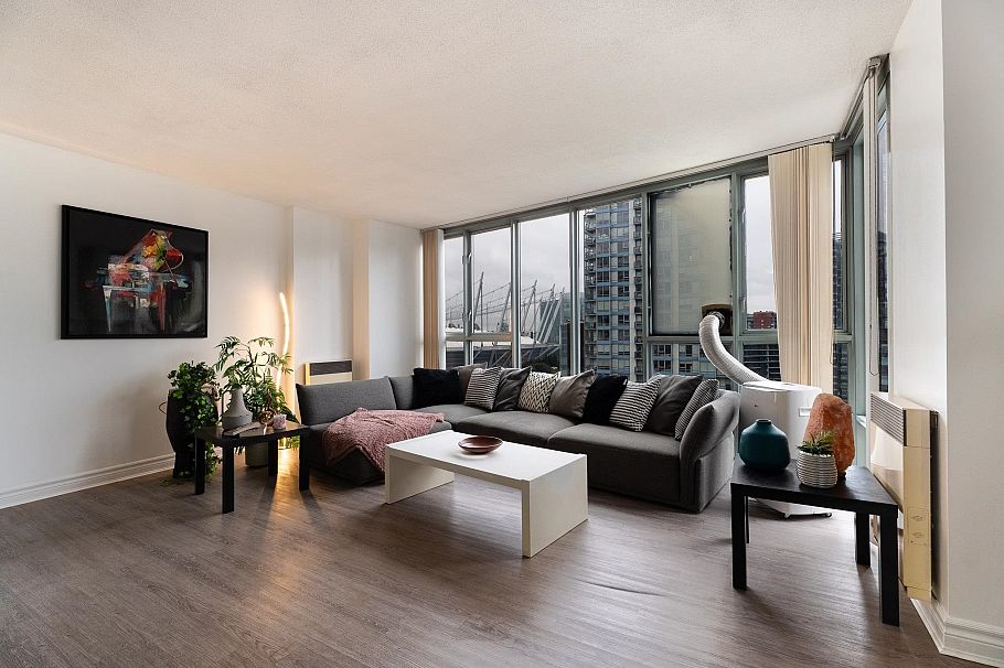 2102 930 Cambie Street Vancouver, BC - 3