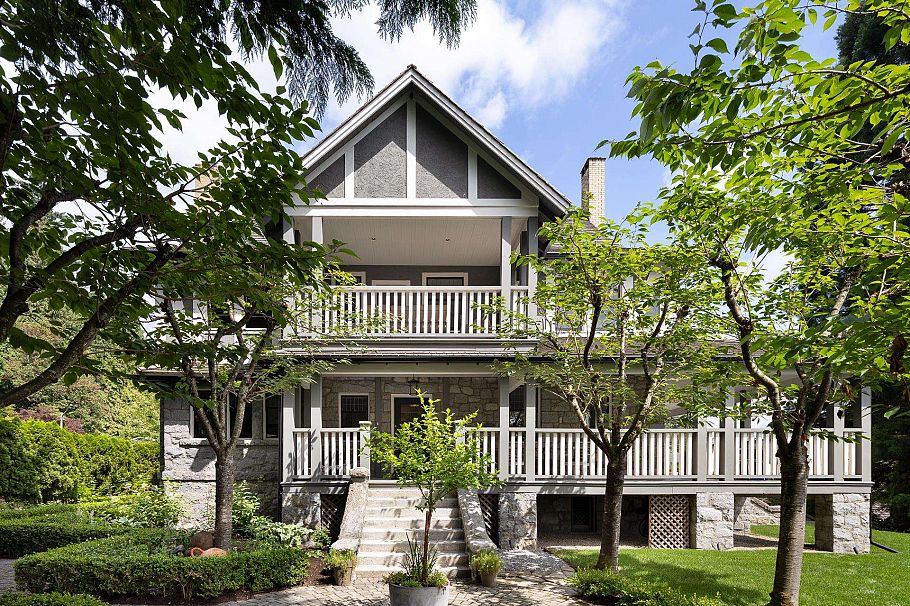 3545 Dowsley Court North Vancouver, BC - 1