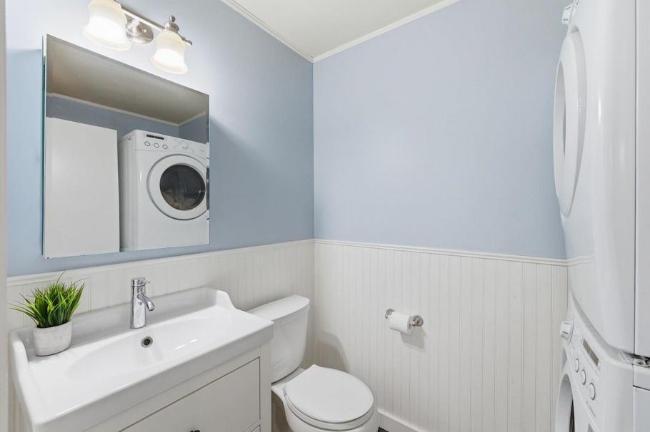 1762 Evelyn Street North Vancouver, BC - 19