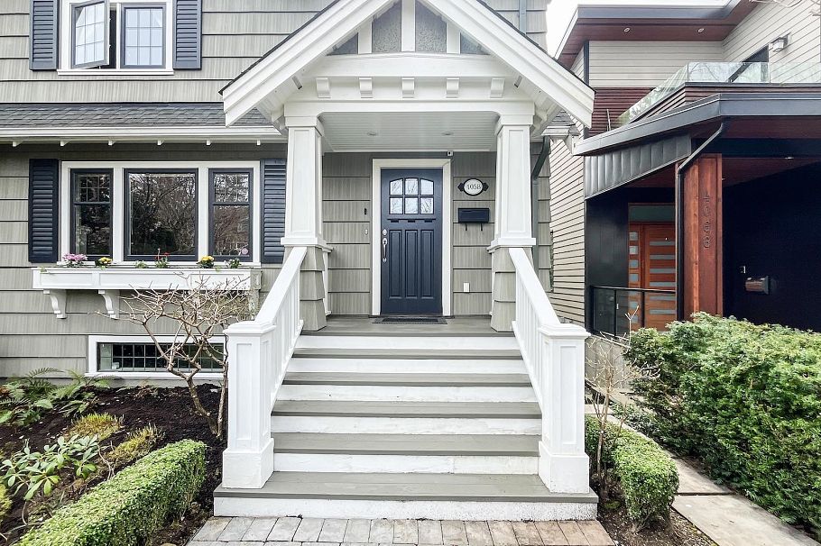 4058 W 31st Avenue Vancouver, BC - 4