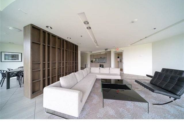 808 8555 Granville Street Vancouver, BC - 19