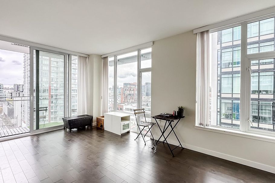 1002 1708 Ontario Street Vancouver, BC - 1